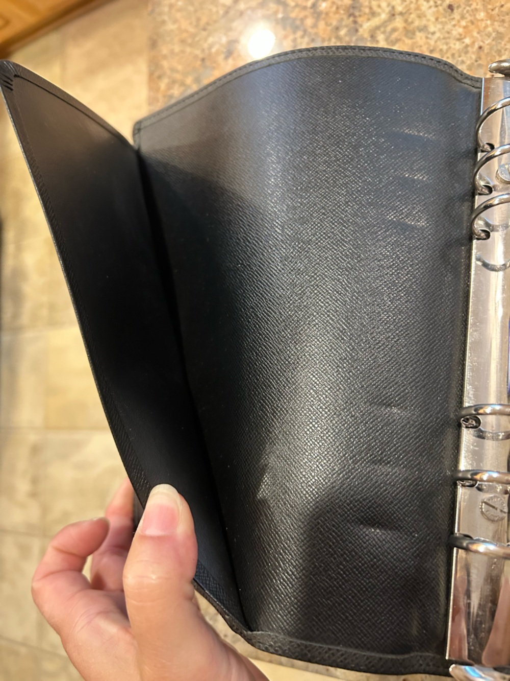 Louis Vuitton Classic Black Wallet - Picture 5 of 11